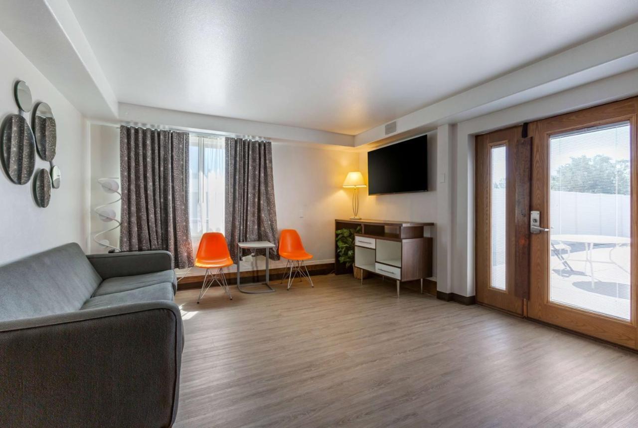 Howard Johnson By Wyndham Billings Esterno foto