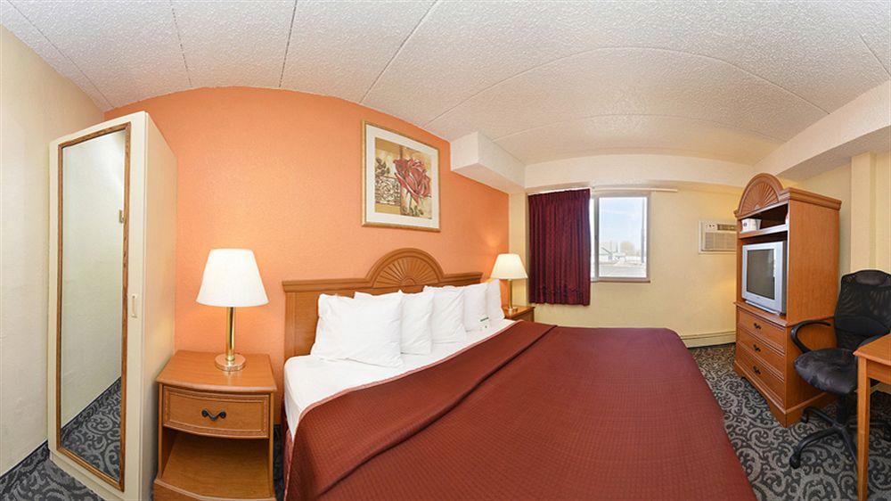 Howard Johnson By Wyndham Billings Esterno foto